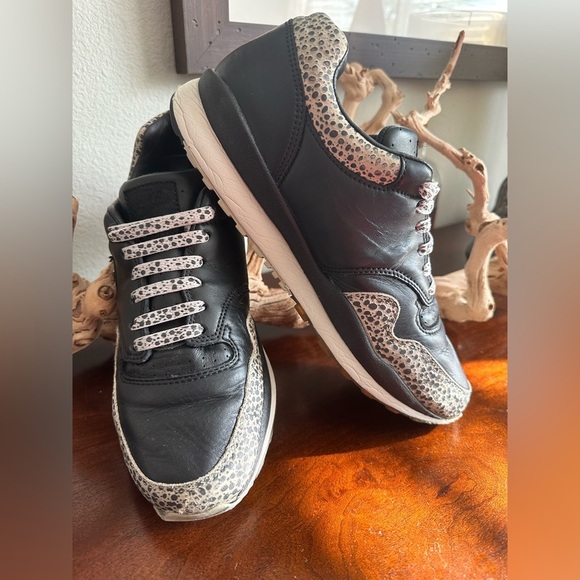 NIKE Men's Air Safari Black Premium NRG Great Britain Shoes 543261-040 Size 7.5 - Picture 2 of 9